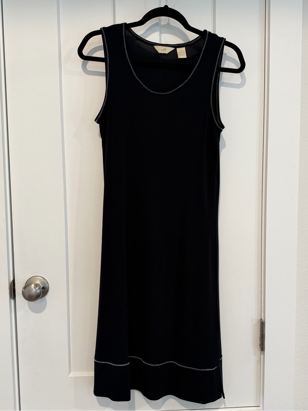 J. Jill Black Sleeveless Shift Dress with Contrast Stitching